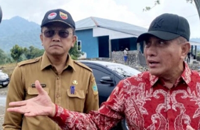 Arogansi Gubsu Copot Bambang Pardede